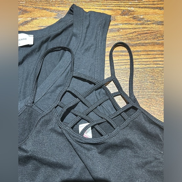 Cross Front Tank & Top Tank - Picture 5 of 6